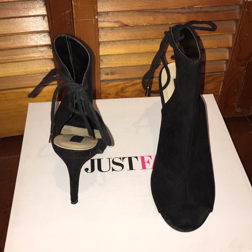 All black heels